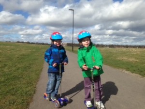 Should child store wear helmet scooter